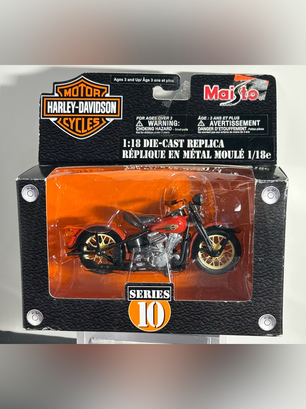 Maisto Harley-Davidson 1936 EL Knucklehead 1:18 Scale
